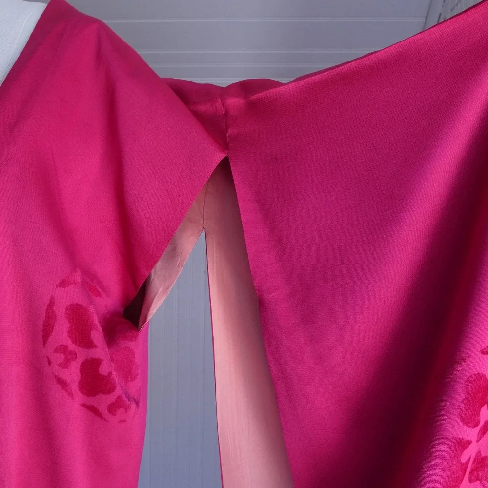 Not perfect! Romantic silk snap front kimono robe dress